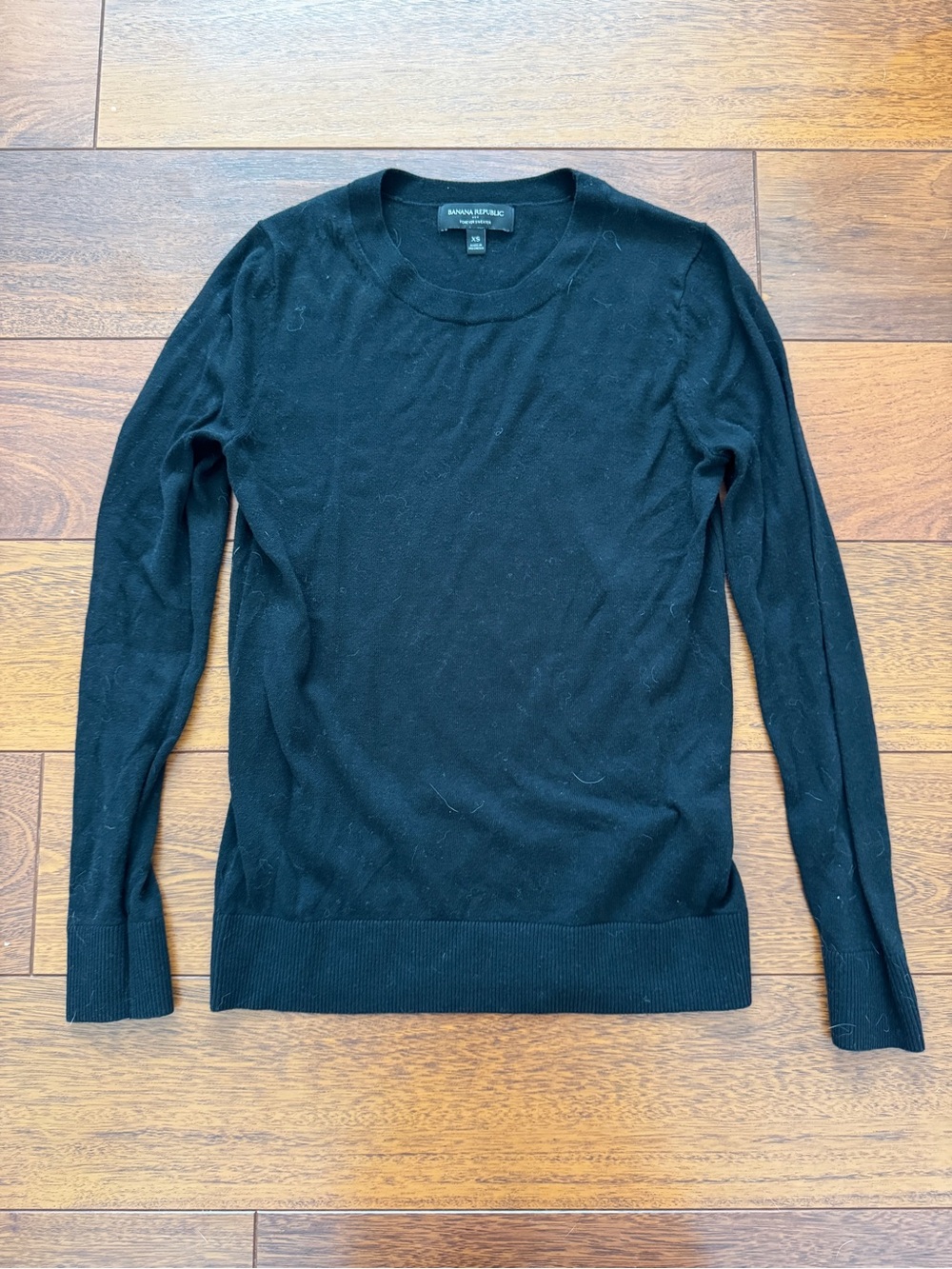 Banana Republic Forever Sweater 3-Pack | XS | Black, White & Light Blue - Picture 11 of 15
